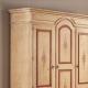Anteprima foto (2/8) armadio in legno 3 porte e 4 casssetti laccato avorio decorato profili rossi per arredamenti in stile classico