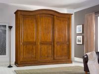 Foto armadio in legno 3 ante scorrevoli con cassettiera interna arte povera