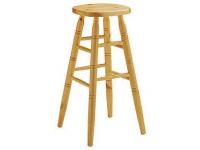 Foto sgabelli torniti in legno per arredo contract bar ristorante pub birreria stile rustico country