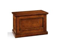 Foto cassapanca in legno con ruote con apertura a ribalta per arredamenti in stile classico