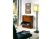 Foto scarpiere in legno in stile classico arte povera con 2 ante a ribalta