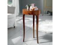 Foto tavolino tondo in legno in stile classico arte povera con 3 gambe a sciabola