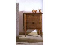 Foto comodino in legno per arredi in stile classico rustico con 2 cassetti e piedi a spada