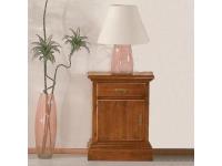 Foto comodino in legno 1 porta 1 cassetto per arredamenti in stile classico arte povera