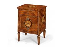 Foto comodino 3 cassetti in legno intarsiato per arredamenti in stile classico