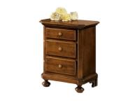 Foto comodino 3 cassetti con piedini a cipolla in stile classico arte povera per arredo albego hotel e case private