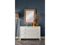 Foto comò in legno massello di abete per arredo hotel alberghi