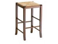 Foto sgabello in legno per arredo bar pub ristorante osteria in stile rustico country classico con seduta in paglia