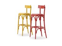 Foto sgabello toneth bistrot in legno massello per arredo ristorante seduta ecopelle