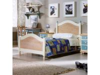 Foto letto singolo in legno con particolari azzurri per arredamenti rustici