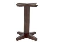 Foto base tavolo in legno per arredo pub birreria in stile irish e london