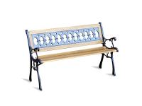 Foto panche in ghisa con seduta in rovere e schienale in resina per arredo esterno