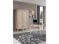 Foto armadio in legno 2 porte avorio anticato filo tortora