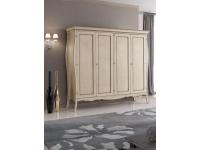 Foto armadio in legno con 4 ante decorato