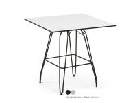 Foto tavoli in metallo con piano in hpl per arredo albergo b&b ristorante pizzeria - esterno.