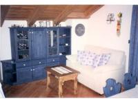 Foto composizione soggiorno in legno, stile rustico, azzurro