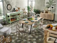 Foto soggiorno completo per living con arredi in legno stile moderno industrial