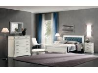 Foto camera da letto in legno completa in stile classico contemporaneo