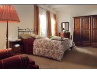 Foto camere da letto in legno arredi stile classico rustico per case hotel alberghi