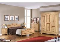 Foto camera da letto completa in legno color avorio antico profilo rosso in stile classico decorato