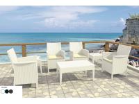 Foto composizione salotto per l'esterno di bar e ristorante.