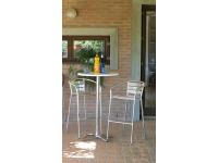 Foto set olbia arredamento bar ristorante pub tavoli e sgabelli per aperitivo snack in stile industrial moderno