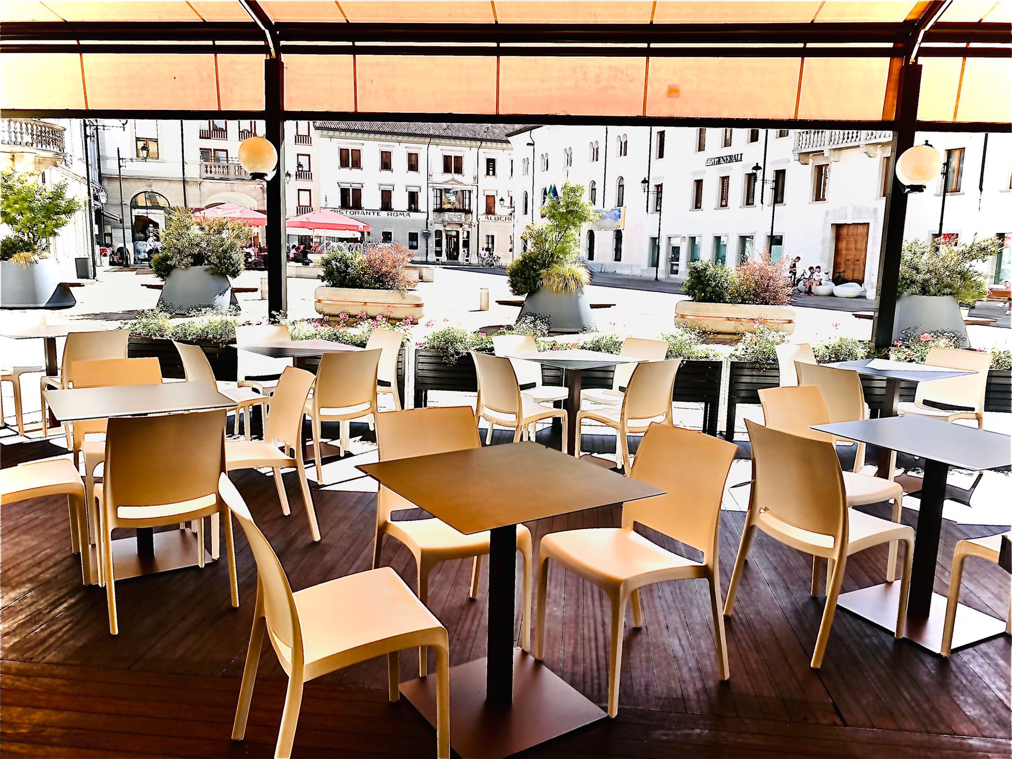 Portatovaglioli Da Tavolo In Legno E Metallo – Elegante, Con Base In Legno Massello, Antiscivolo, Per Tovaglioli Quadrati, Per Cucina E Ristorante